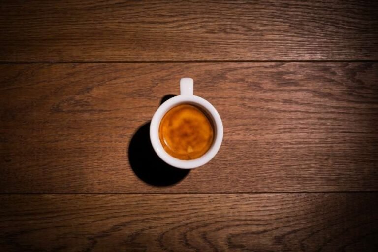 Lee más sobre el artículo Los mejores accesorios para preparar café expreso en casa