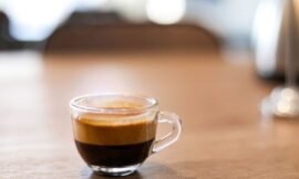 ¡Café Expreso Descafeinado! Descubre si es posible sin perder su auténtico sabor