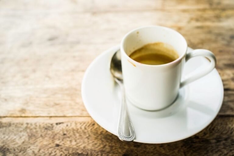 Lee más sobre el artículo Café Expreso Sin Azúcar: Secretos para disfrutar su sabor único