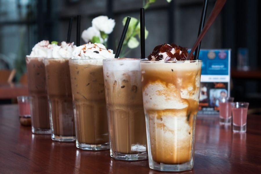 Recetas de bebidas frías a base de café para el verano